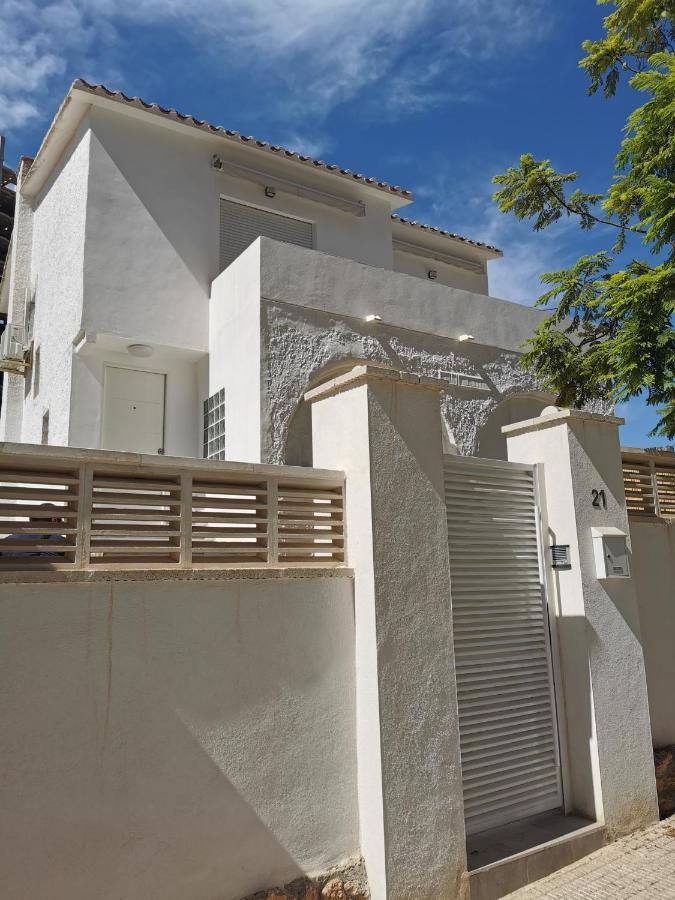 Casa Mya Con Terreno Privado Y Parking Compartido - A 800M De Playa Poniente Villa Benidorm Bagian luar foto