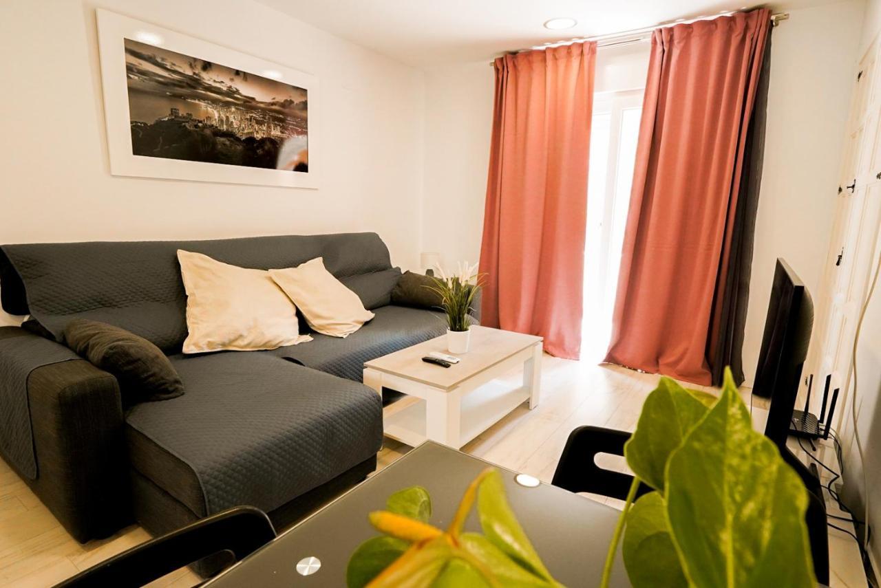 Casa Mya Con Terreno Privado Y Parking Compartido - A 800M De Playa Poniente Villa Benidorm Bagian luar foto