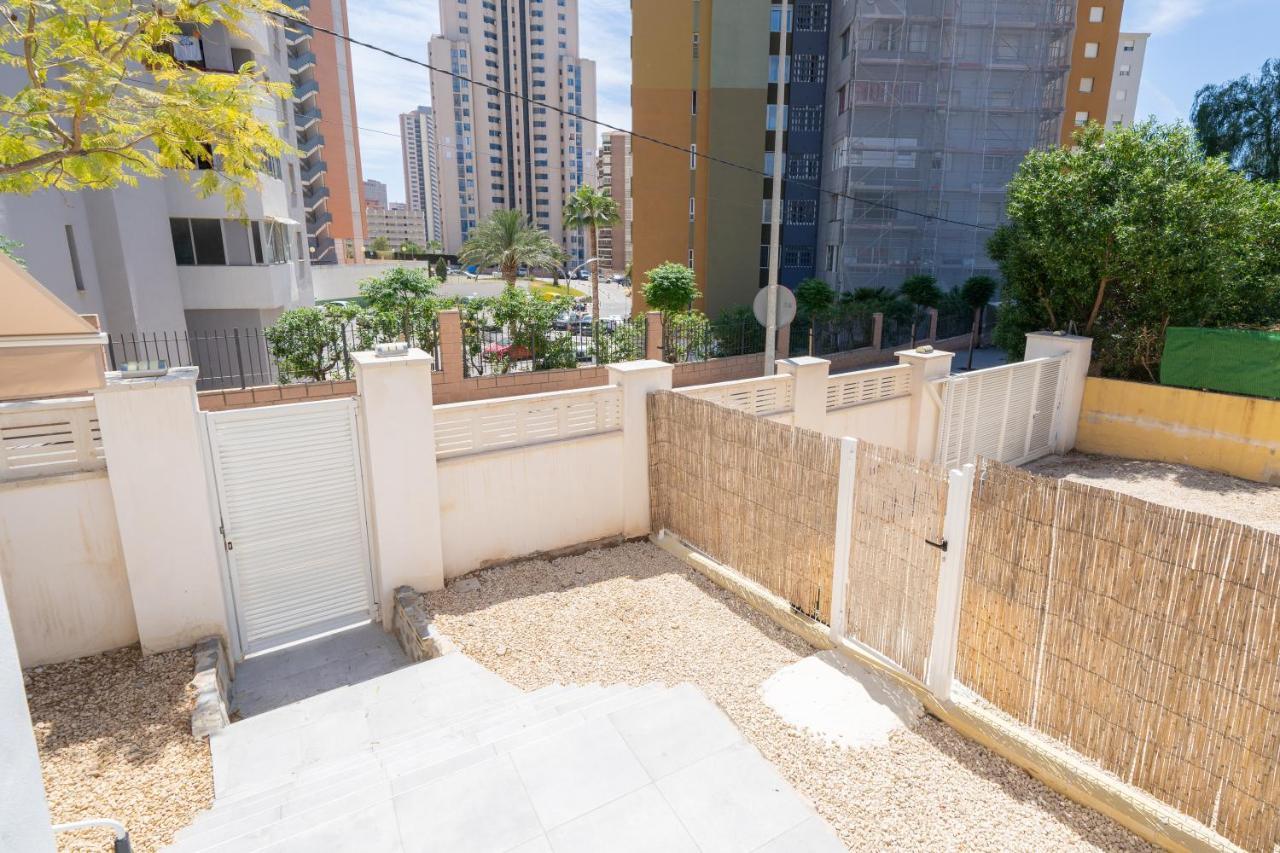 Casa Mya Con Terreno Privado Y Parking Compartido - A 800M De Playa Poniente Villa Benidorm Bagian luar foto